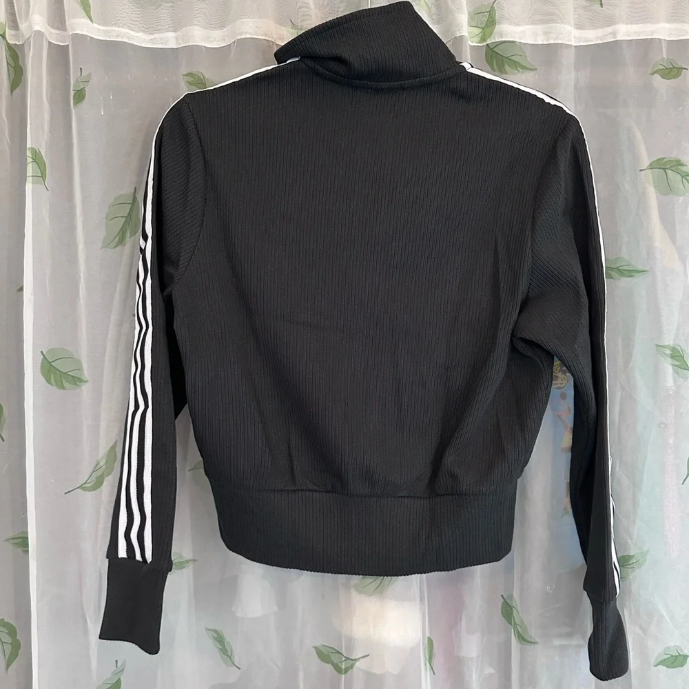 Adidas knitted top NWT - Picture 4 of 5